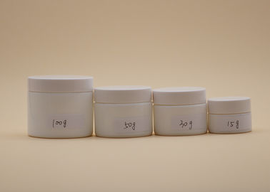 De verschillende Containers van de Volume Kosmetische Room, de Witte Hoge Prestaties van de Roomkruik