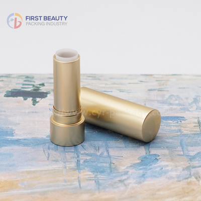 Aanpasbare lippenstiftbuizen met magnetische sluiting